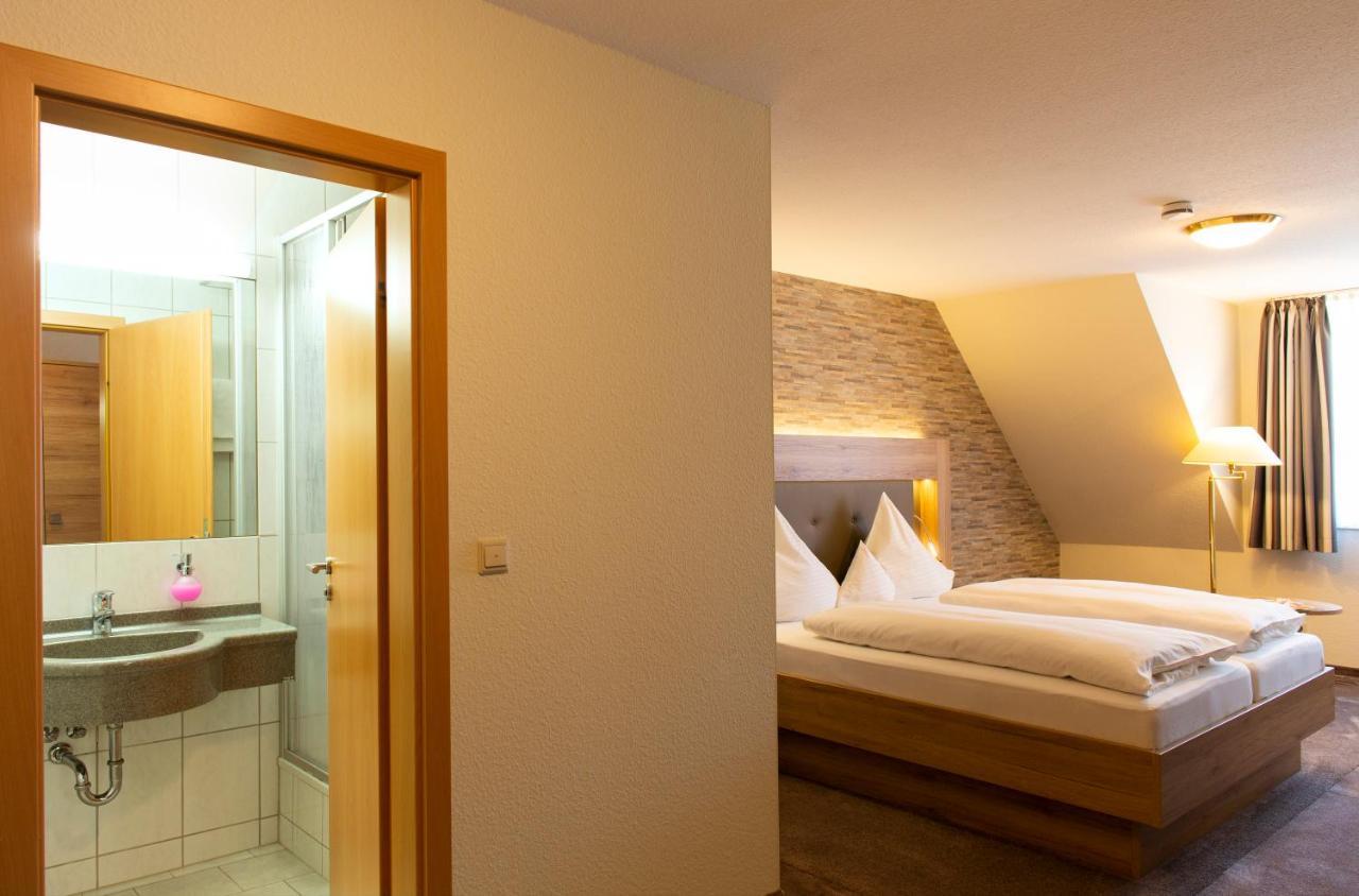 Land-Gut-Hotel Raeuber Lippoldskrug Alfeld  Exterior photo