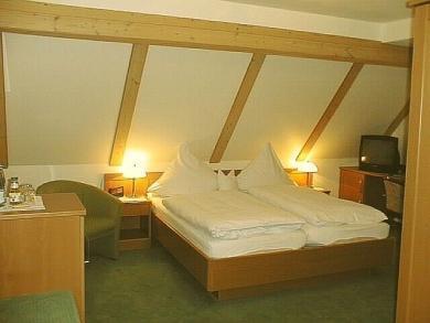 Land-Gut-Hotel Raeuber Lippoldskrug Alfeld  Exterior photo